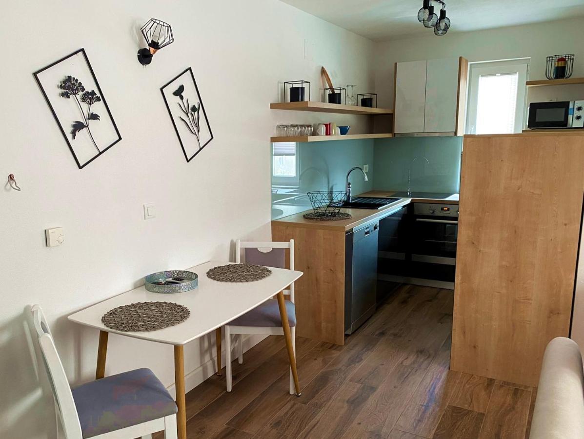 Apartments Junior 扎达尔 外观 照片